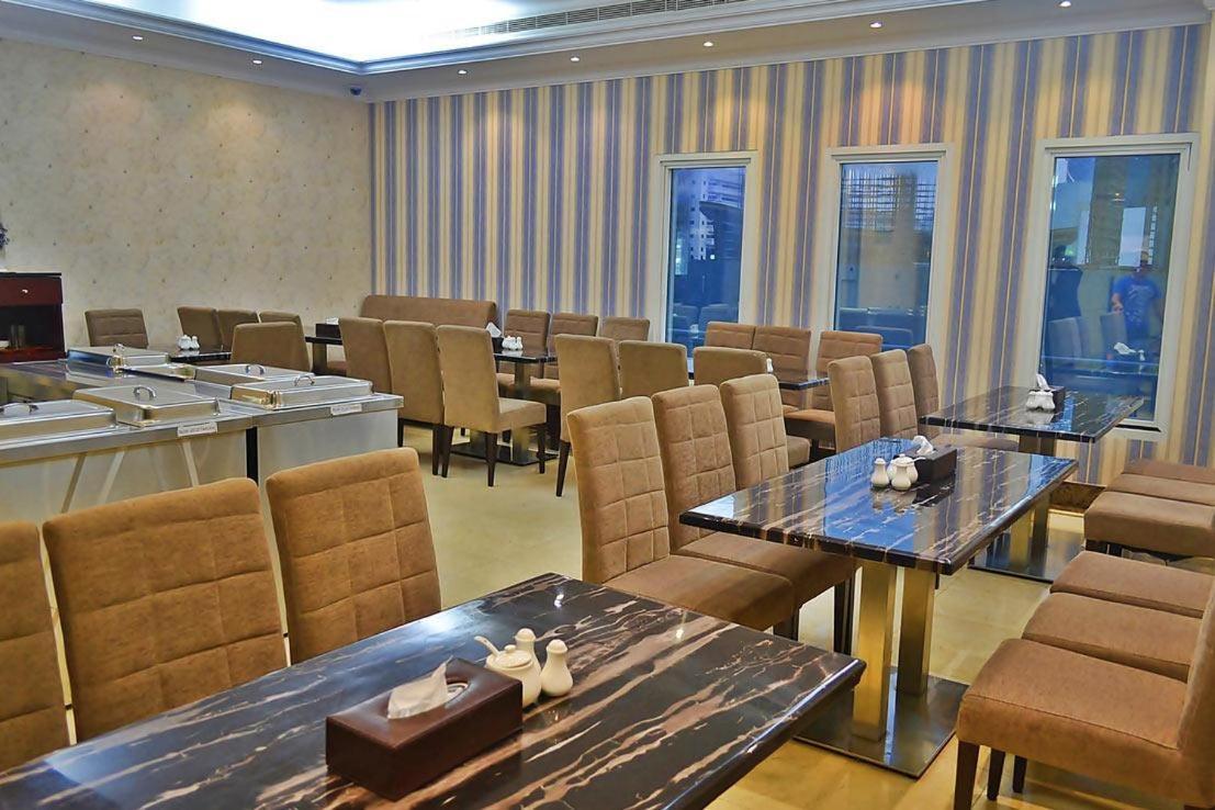 Better Living Hotel Apartments Dubai Exterior foto