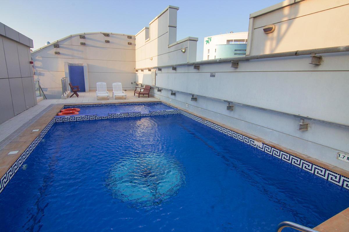 Better Living Hotel Apartments Dubai Exterior foto