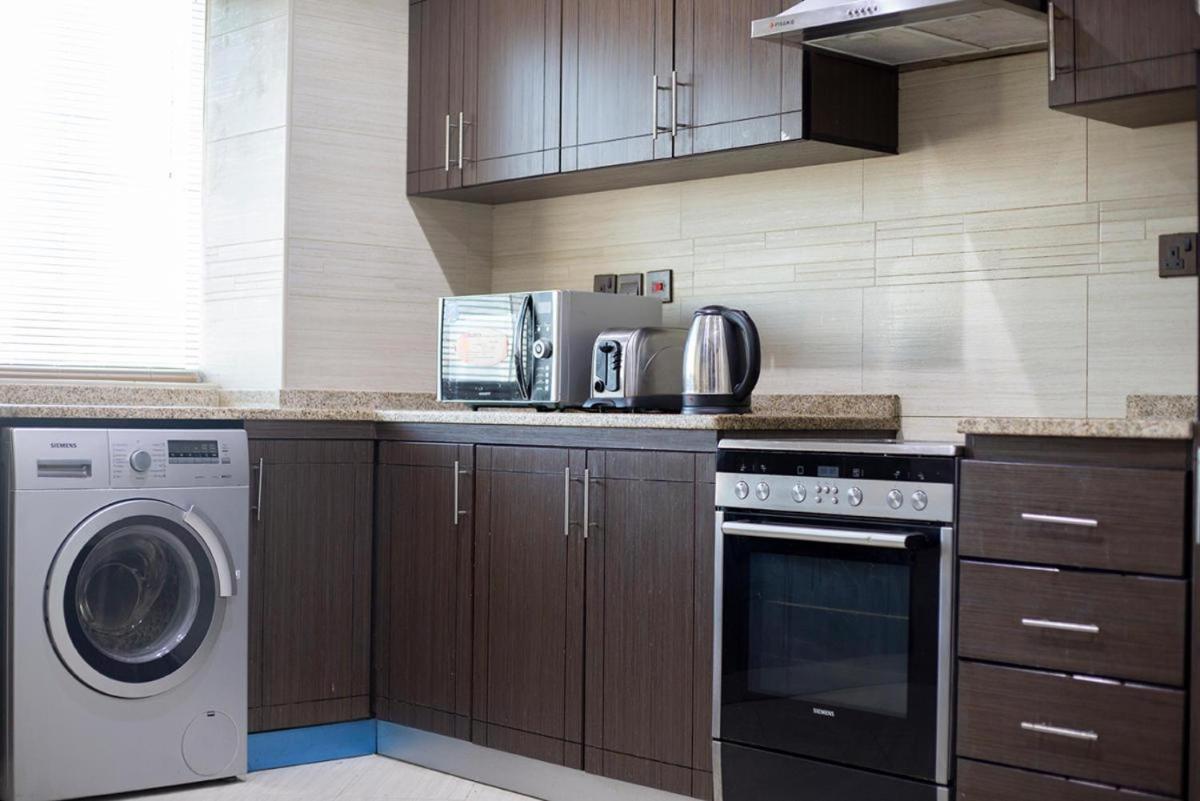 Better Living Hotel Apartments Dubai Exterior foto